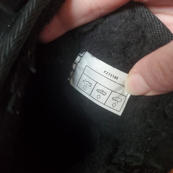 Koolaburra UGG K Victoria Bow Short Girls Boots Black Suede 1019372 Girls Size 4 - Picture 6 of 14